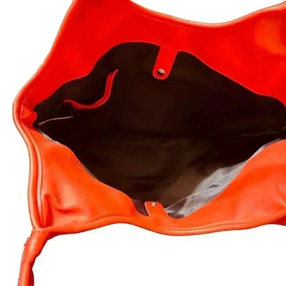 Beautiful Vibrant Tangerine Tote. - Picture 16 of 16